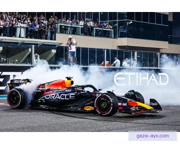 F1新赛季揭幕战车队格局大变动引发热议与车手转会风波持续升温